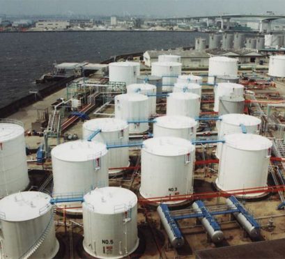 Oil-Tank-Terminal-Mitsubishi-Super-Therm-Japan